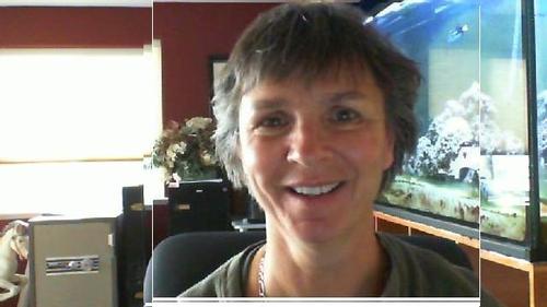 RoberteJ33's profile picture. Thinking outside the BOX kind of Girl!!!!