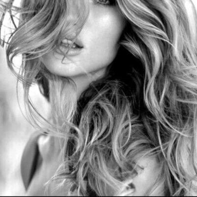 HealthVanity's profile picture. #Strong #Smart #Beautiful #Women - Want it ALL! Explore the very best #healthy #beauty #antiaging tips & tricks from around the world! #beautyfromtheinsideout