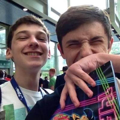Have a free follow because the cube guys love you! Follow @frickitstofuu to thank me :D