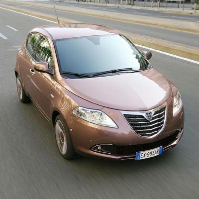 仕事は外資系、趣味はバレーボール、イタリア車（アルファロメオ、チネリ）等 、オーディオ（ソナス ファベール、クォード、フォーカル）等、音楽鑑賞（クラシック、ロック、ジャズ）等、九星気学ー勉強中かな…