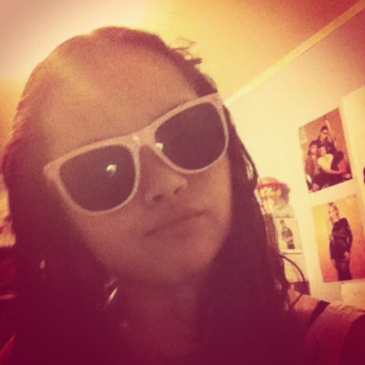 I love matty b, janoskians, jai waetford, Katy Perry, 5sos and bam, Benjamin lasnier the vamps justice crew ♥♥♥