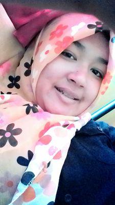 eikawidaratih's profile picture. 