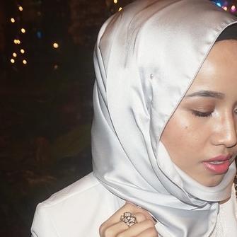 wanita biasa yang ingin jadi luar biasa