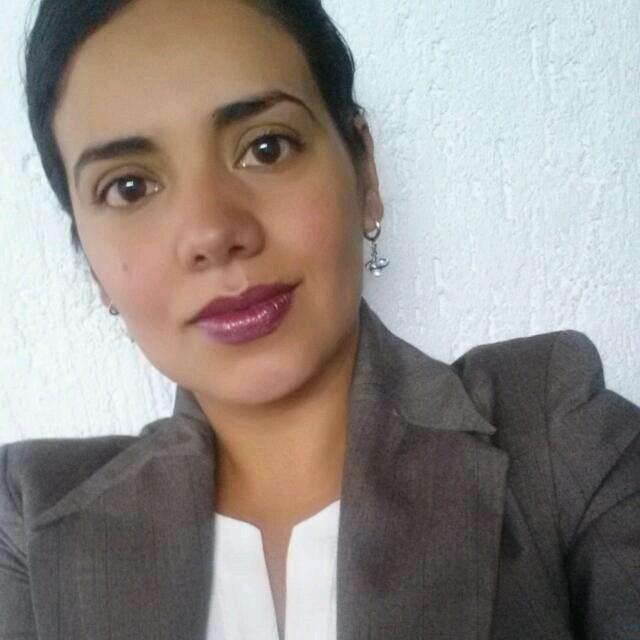 soyalejandrina's profile picture. Soy sólo una mujer de buena voluntad, trabajadora y sensible. Sueño con un mejor futuro para todos. Mi ideología es la economía solidaria y el amor mi religión.