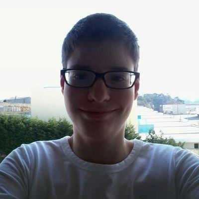 K1LL3RI3Y3's profile picture. ✌️ boy directioner yay ✌️ (old days bruh)