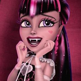 b-day at 14th February 2015. Im Draculaura eh? where my vamp power at!?...im good my witch clone: @Actuall_Darcy #SingleNotLooking