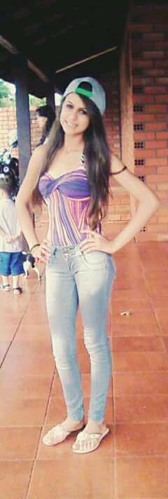 a vida me ensinou a nunca desistir nem ganhar nem perder mas procurar evoluir✌