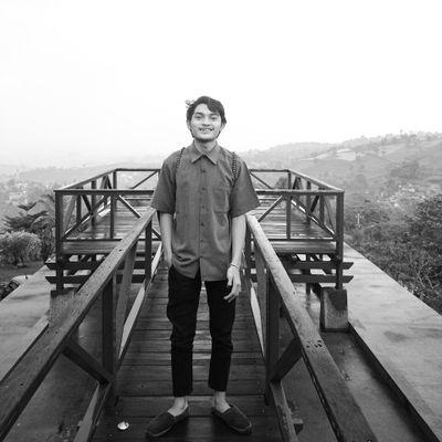 Menjadi Manusia