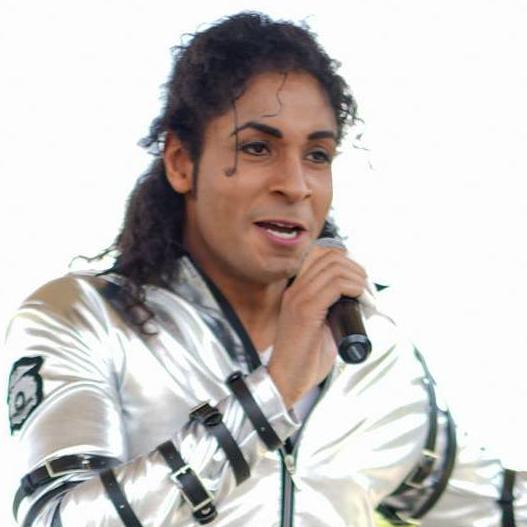 Sosie performer professionnel de Michael Jackson chant et danse