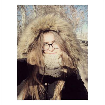 isa_jimenu's profile picture. Párale los pies a ese reloj que nos controla⏳