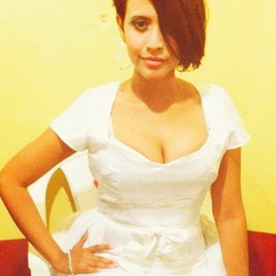 Cantante apasionada y enamorada de la mùsica.