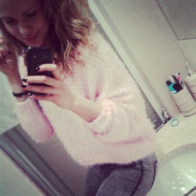 HappyOnlyForU's profile picture. If you don`t aim at anything you achieve nothing ... xoxo #followback ;)  #unfollowback