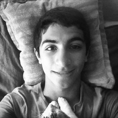 Promis, juré, craché, tasse-pé, vas t'habiller Y'a pas mieux que pour m'foutre le seum qu'une salope qui n'veut pas s'déshabiller Snap : elmir97 insta : elmir44