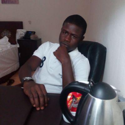 Doctor of Veterinary Medicine, Man utd fan club, lives in Nigeria