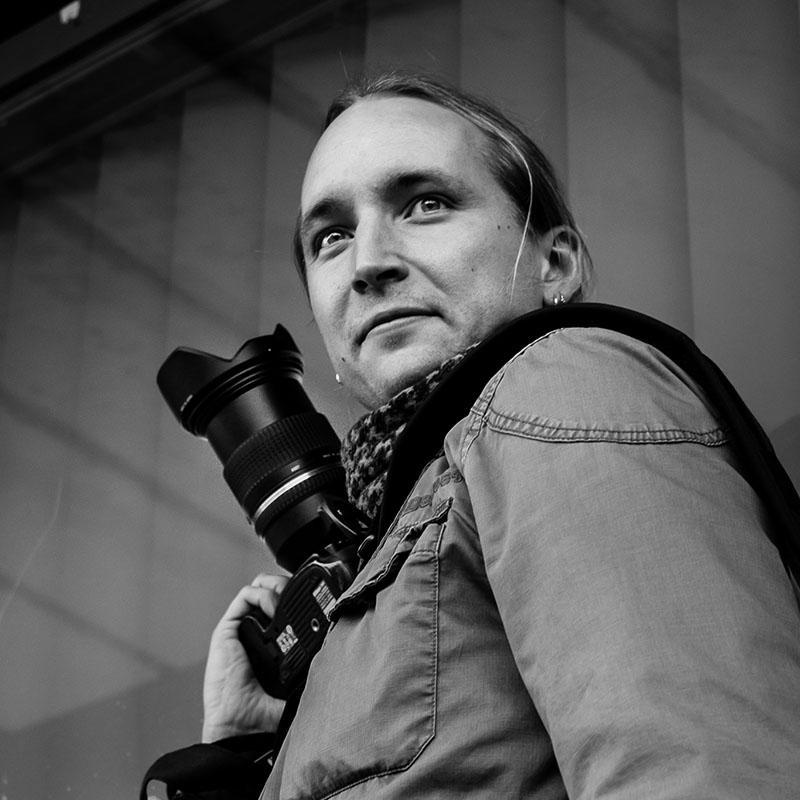 ville_arskamoon's profile picture. Freelance marketing, graphic design & photography for events, restaurants and experiences at TMI Ville Palmu