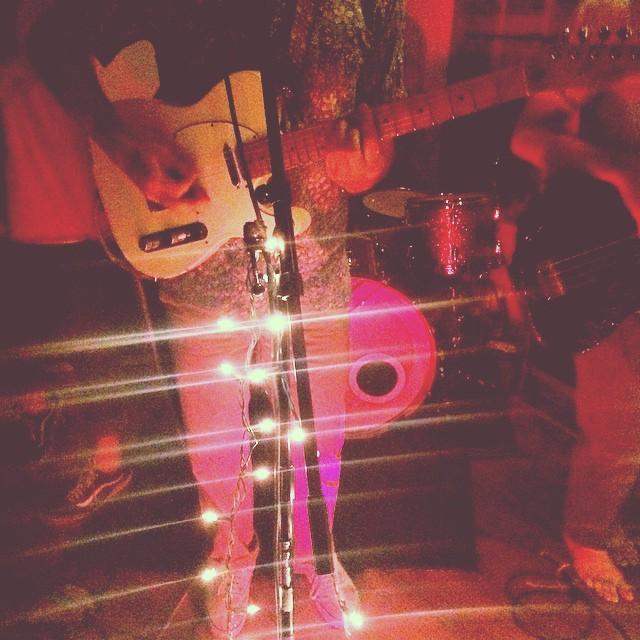 mondegreenlife's profile picture. http://t.co/p8tPBRhSps