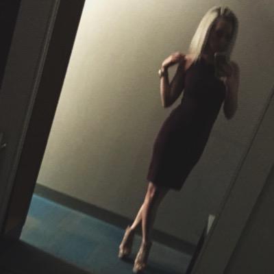 brittneynecole_'s profile picture. curiosity killed your virginity.