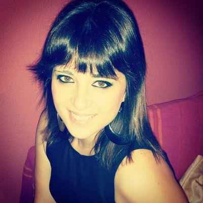 Porque mi casa es Sevilla y no la cambio por na..Sevillana, Macarena y Sevillista..!! Porque todo lo que yo tengo pare, to te lo debo a ti..!! ♥Te Quiero Papa♥