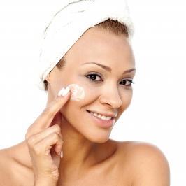 Naturalizationn's profile picture. blogger, beauty and fashion enthusiast location in Toronto, Canada