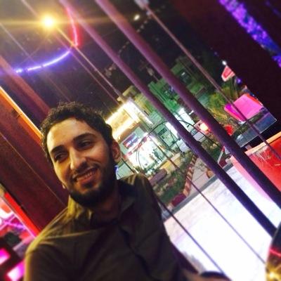 *وَتْبقٌىَ القلوبَ مَعٌلقَہْ بِأشخَاصُ لَمُ نٌرْىُ مَثٌلھم *