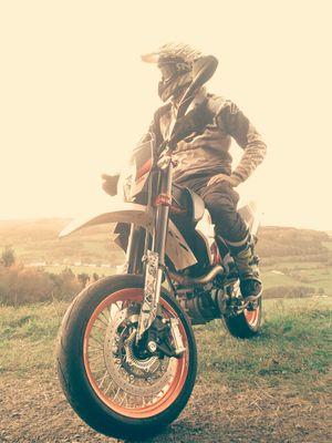 Schaut mal auf meinem Kanal vorbei :), die nächsten Wochen werden mehr Videos kommen, fun, friends & more http://t.co/sUxsRWFndZ