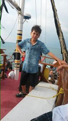 yasingulay38's profile picture. 