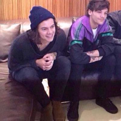 hii, free follow from @onlylarryd please follow her if you don't already, and, she will follow you back if you ask baby