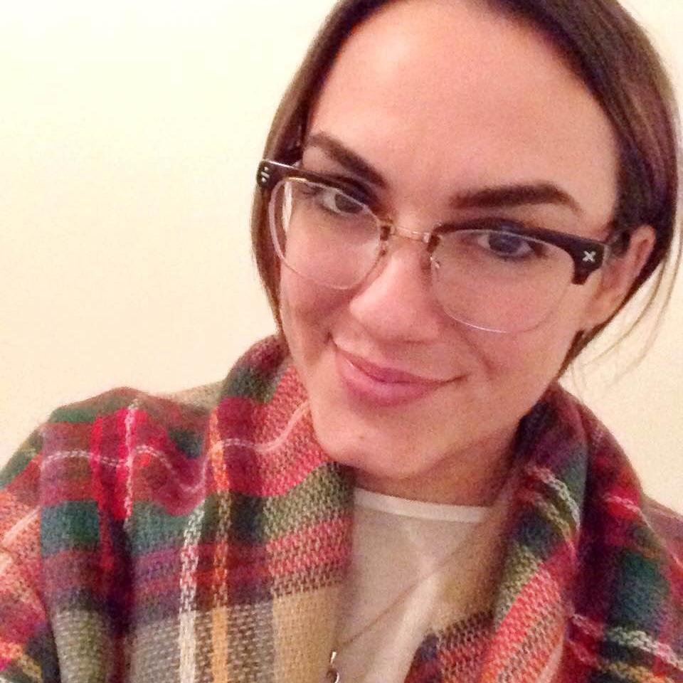 Storyteller and PR maven. Lover of reading, writing, traveling, sleeping, coffee, wine & fashion. I also believe in fairies.