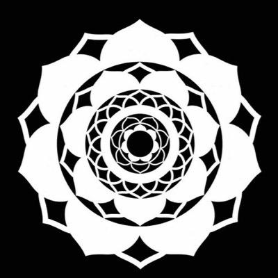 We are BeekAndTongue Follow your inner stream #fyis https://t.co/u457ZIsTrY ⚫️⚪️