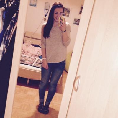 sanz_lara's profile picture. Cheerleader / exchange student in Texas 2013/2014 / Austria ❤️