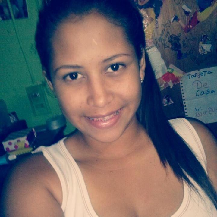 Lussiana mi única Prioridad, Motivo y Felicidad♥  # Abogada en Formación #Sígueme en Instagram; ori_morles