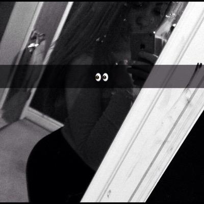 blush880's profile picture. 17 - new to this ,cardiff