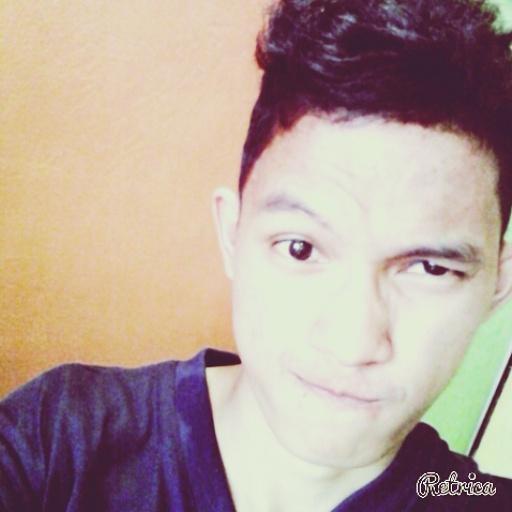 maaaaacccccks12's profile picture. 4 pics one word, pizza,playing scrabble/ outdoor games, studying at NTC, love to listen and dowload music, playing zombie tsunami:) read wattpad stories, mangga