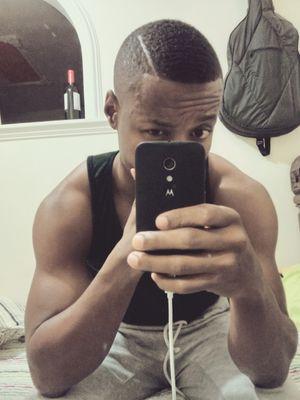 Chocosabroson's profile picture. wow yeah!!