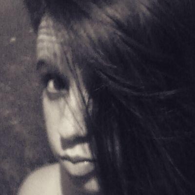 ♡Meu sorriso é igual da alerkina,iludee varios palhaços mas pertençe a um so koringa✨✌
