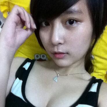 03_v33 Profile Picture
