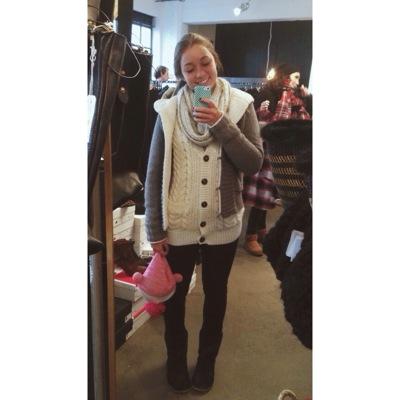 PhoebeNVianna's profile picture. om mani padme hum