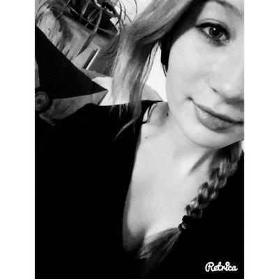 Facebook: Jeanine Engelhardt Instergram: Jeeaniinee1 Ask.Fm: Jeeaniinee