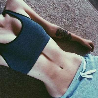 15yo| 1m60| 50 kilos| objectif : 45 et ventre plat
