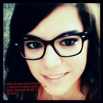 me encanta escribir,sobre cualquier cosa y pensar que esa puede ser algún día la realidad o dar gracias por no serlo
únicamente yo
5-5-13 simplemente nosotros