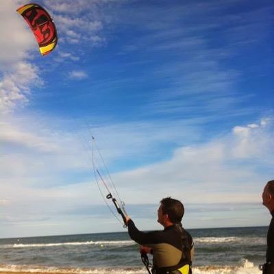 De #Barcelona #love #kitesurf #webdesign #Socialmedia #photography #business Ayudando a personas y colaborando x un mundo mejor.