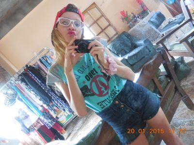 poco a poco la vida te enseña por quien debes luchar y a quienes renunciar                   Lo amooo ♥♥