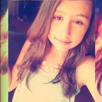 sigueme y te sigo Me encanta patinar instagram:stefanny R.C 
facebook:stefanny renteria 
arianator100%
austin mahone