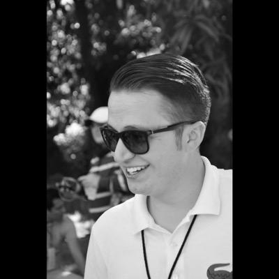 RubenAvilaG's profile picture. Esposo de @ClaudiaRuizN y papá de #Pato® y Paula | Mercadólogo y Emprendedor| Loco y soñador | El arte no se razona, se siente.