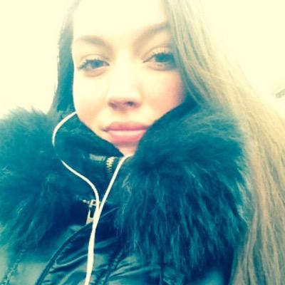 Follow op Instagram : Yasemin1806x