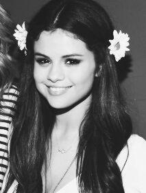 ♡ Selena ís all that I want ♡
jb·to·tvd