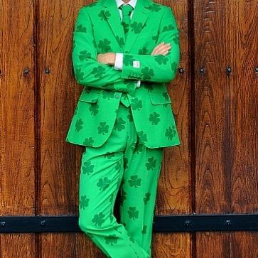 zorgt voor wat geluk tijdens carnaval 2015! geniet deze carnaval van een VIK-behandeling, middels het gouden polsbandje.