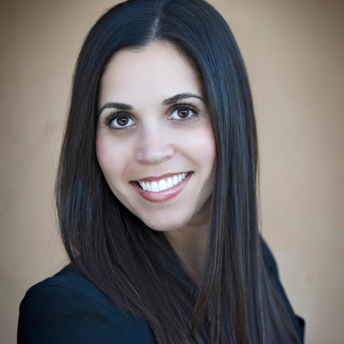 Work Life: Marketing Director & Stylist • Home Life: Cat Mommy • Loves: Fashion, Cats, Seinfeld, MFM