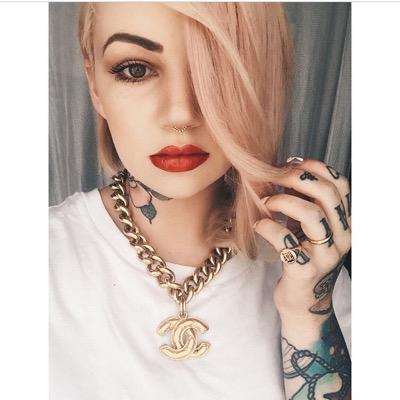 Emma aka Em, 19ans intérieur