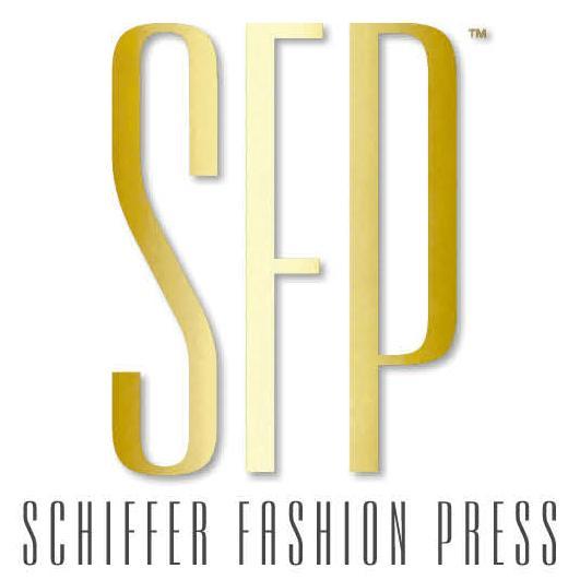 Atelier, backstage, beauty and runway fashion coverage. Link to pre-order the Spring book in profile! Tweets by @ShinyAndrea.